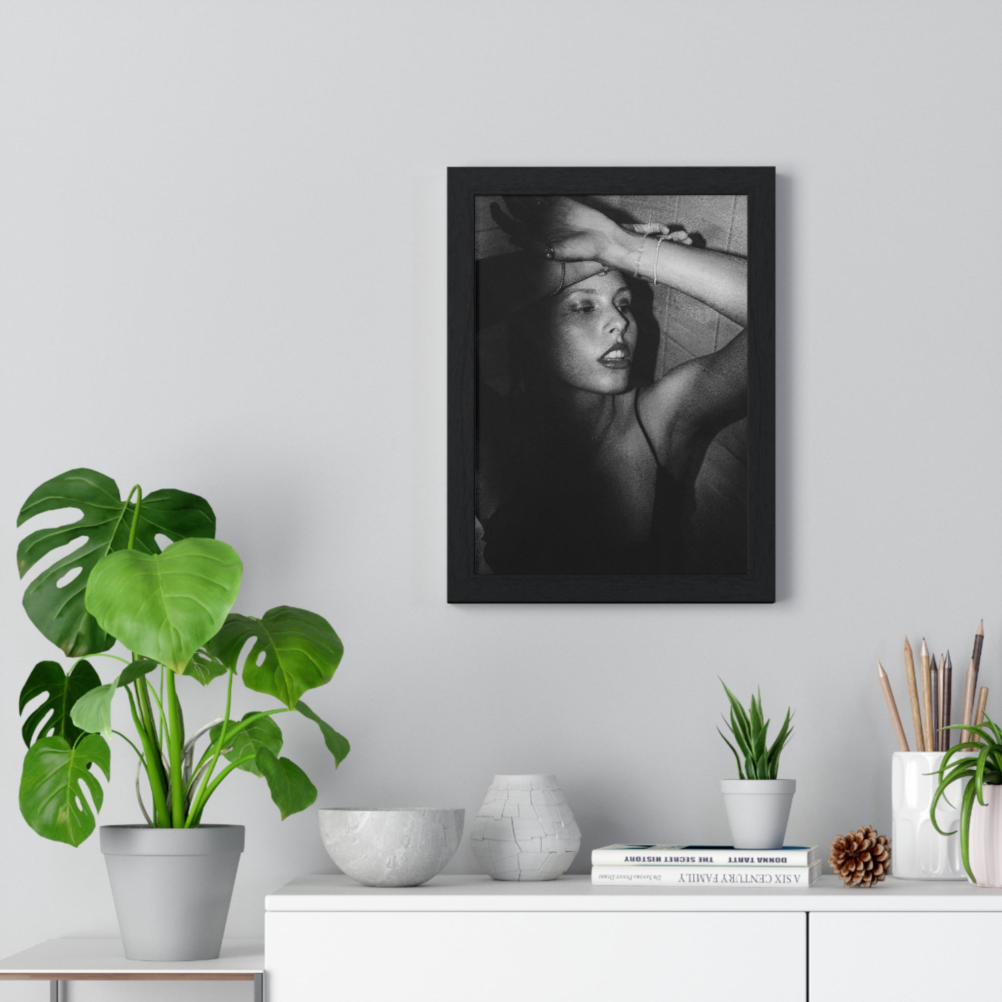 Framed Poster - Motive NATALIE