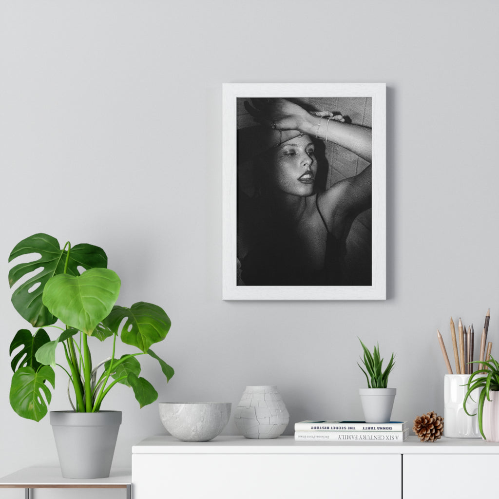 Framed Poster - Motive NATALIE